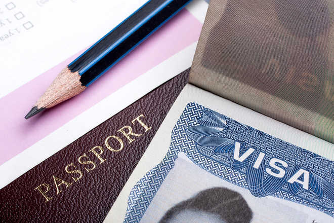  How Can Indian Students Get Visas in Dubai?